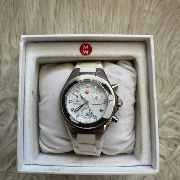 Watch - Picture 2 of 2